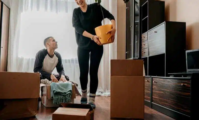 benefits of self storage during a move